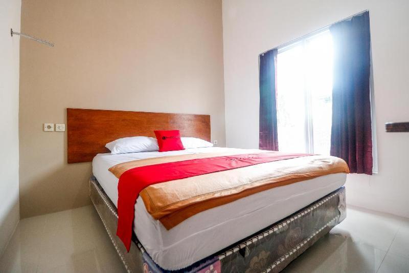 Urbanview Hotel Ava Banjarmasin By Reddoorz Oda fotoğraf